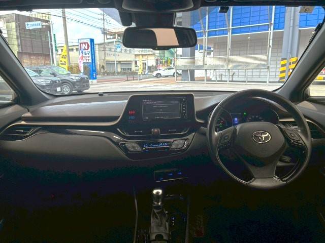 トヨタ&nbsp;C-HRの画像3