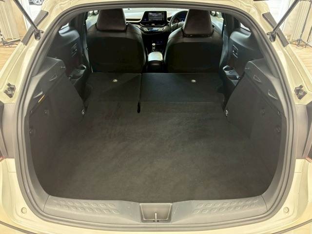 トヨタ&nbsp;C-HRの画像13