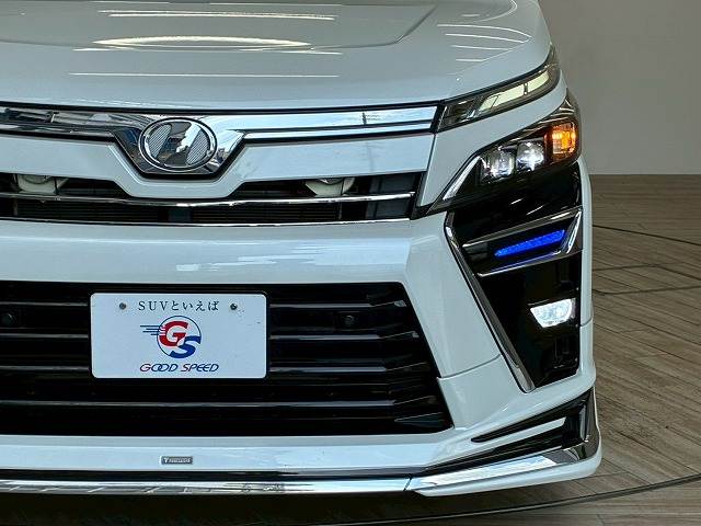 トヨタ&nbsp;ヴォクシーハイブリッドの画像18