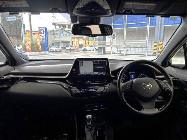 C-HRハイブリッド G 内装他