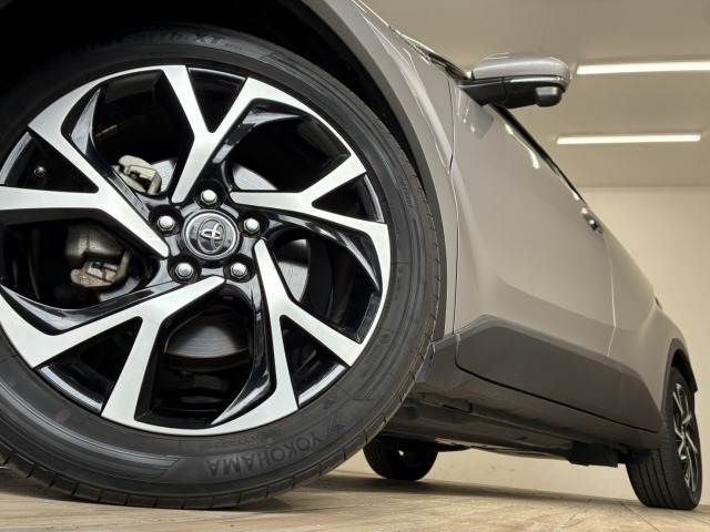 トヨタ&nbsp;C-HRの画像19