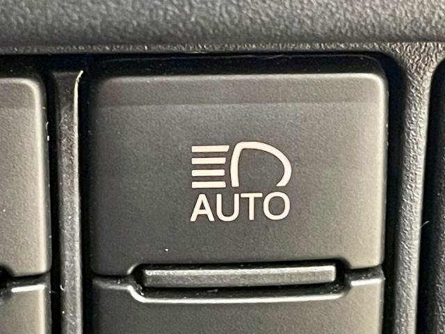 トヨタ&nbsp;エスクァイアハイブリッドの画像7