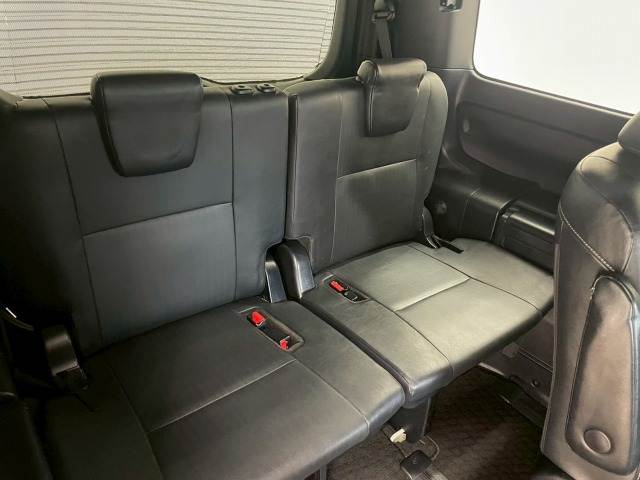 トヨタ&nbsp;エスクァイアハイブリッドの画像12