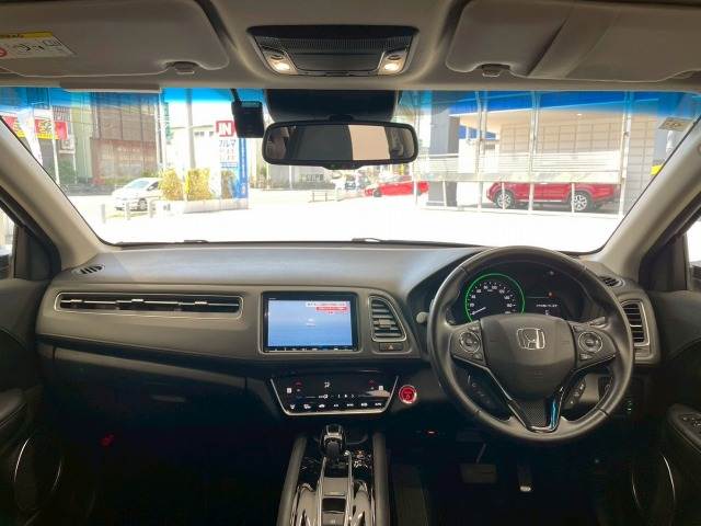ホンダ&nbsp;ヴェゼルハイブリッドの画像3