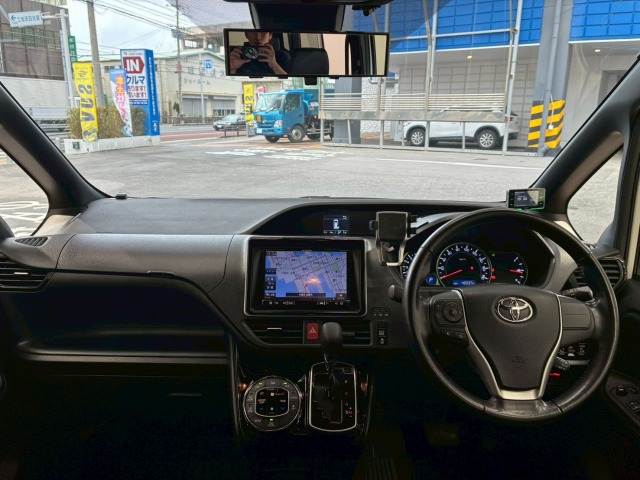 トヨタ&nbsp;ノアの画像3