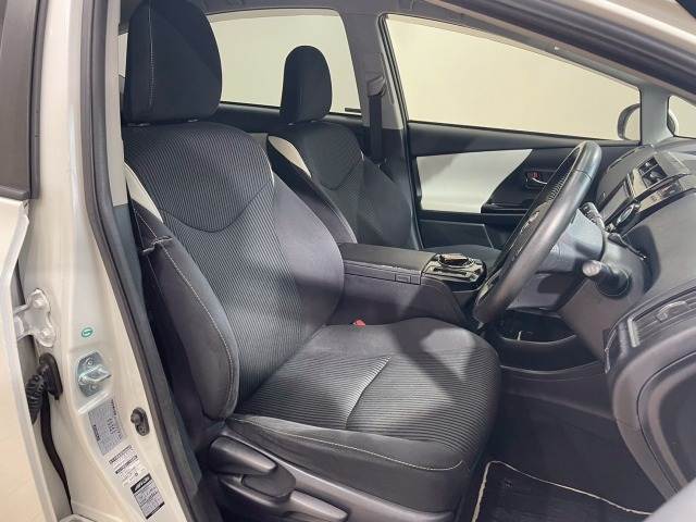 トヨタ&nbsp;プリウスαの画像9