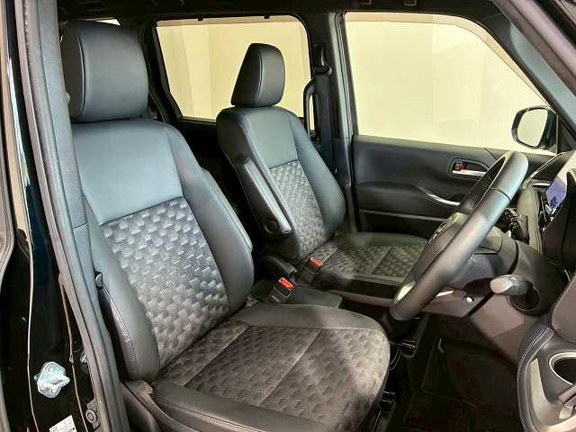 トヨタ&nbsp;ヴォクシーの画像10