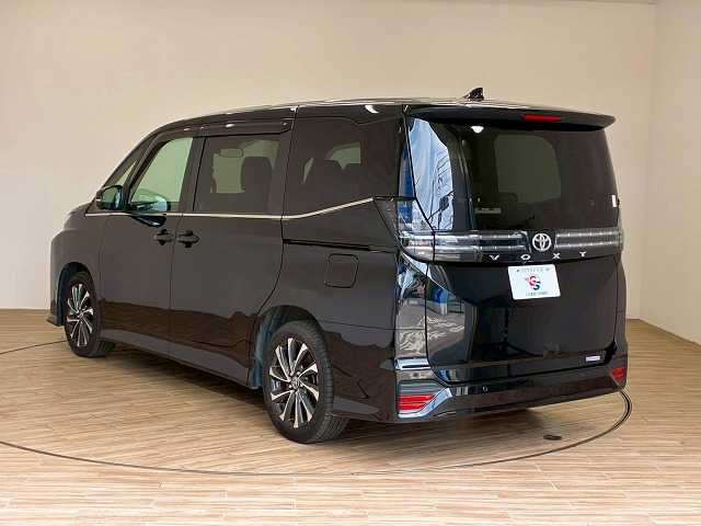 トヨタ&nbsp;ヴォクシーの画像16