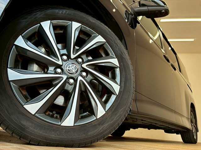 トヨタ&nbsp;ヴォクシーの画像20