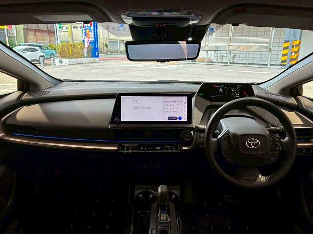 プリウスZ 内装他