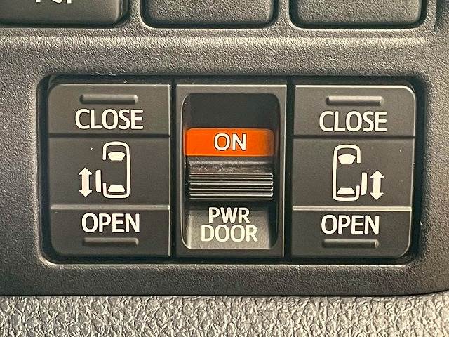 トヨタ&nbsp;エスクァイアの画像9