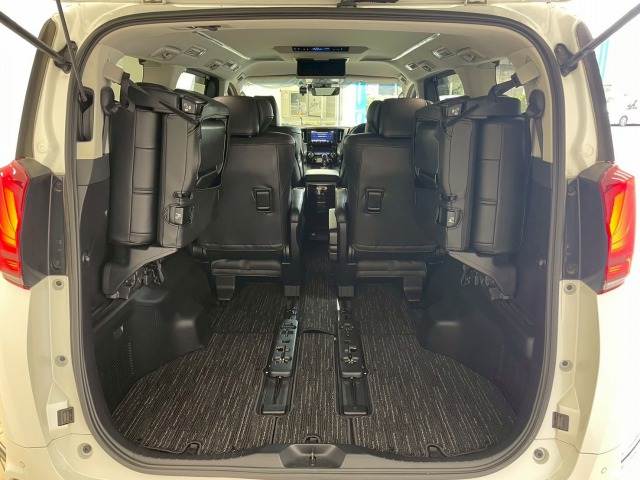 トヨタ&nbsp;アルファードの画像13