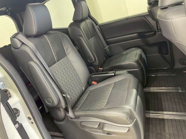 トヨタ&nbsp;ノアハイブリッドの画像11