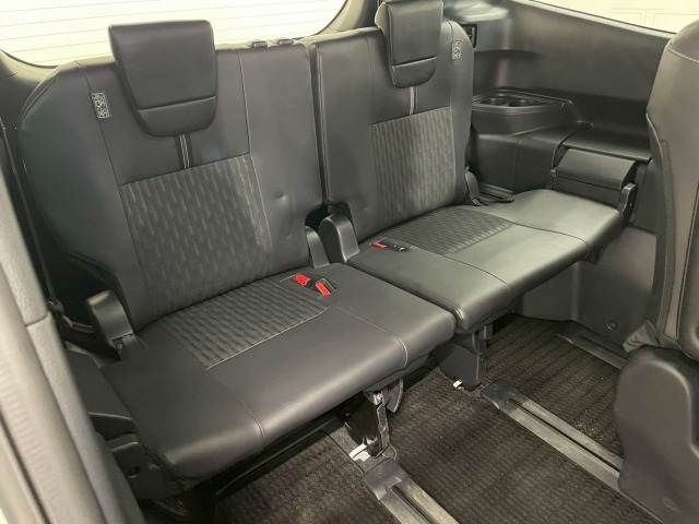 トヨタ&nbsp;ノアハイブリッドの画像12