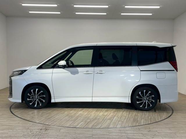 トヨタ&nbsp;ノアハイブリッドの画像16