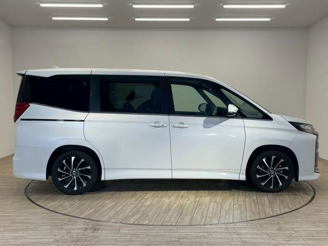 トヨタ&nbsp;ノアハイブリッドの画像17