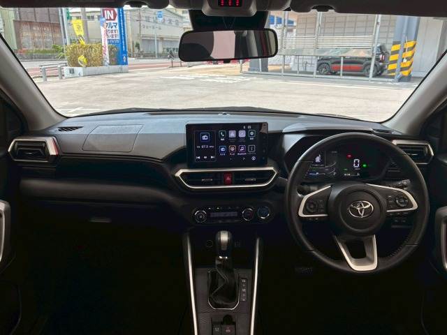 ライズハイブリッド Z 内装他