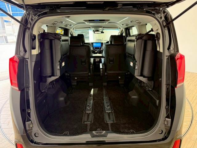 トヨタ&nbsp;アルファードの画像13