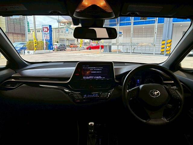 トヨタ&nbsp;C-HRの画像3