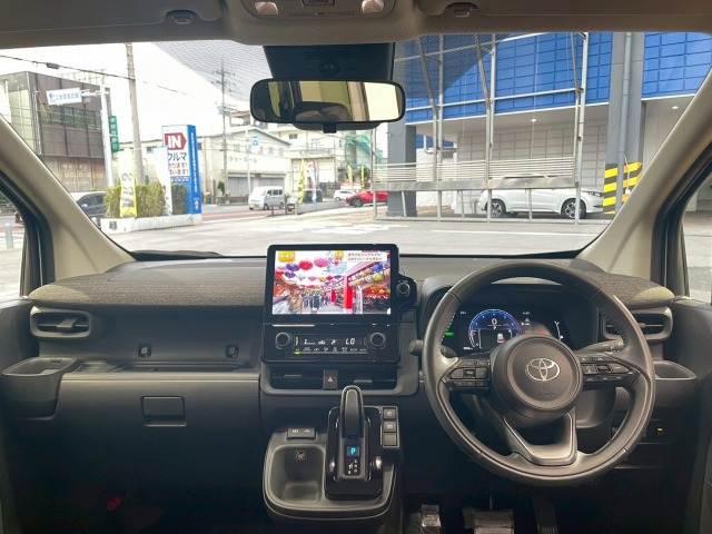 トヨタ&nbsp;シエンタハイブリッドの画像3