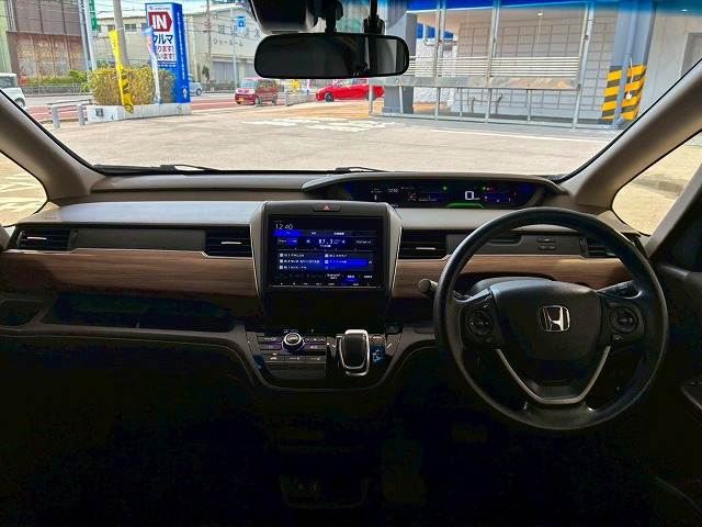 ホンダ&nbsp;フリードハイブリッドの画像3