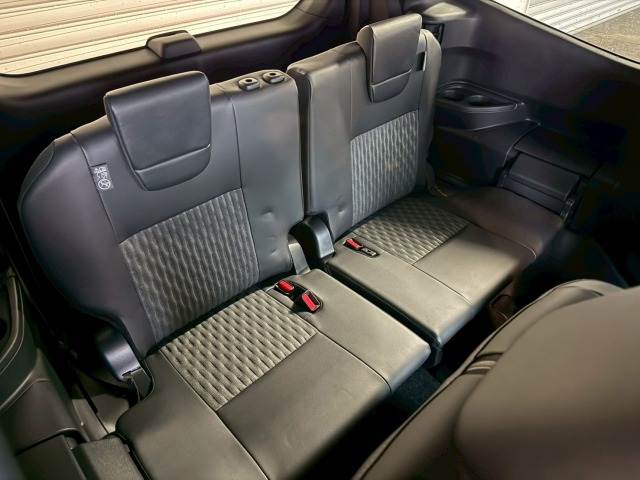 トヨタ&nbsp;ノアハイブリッドの画像12