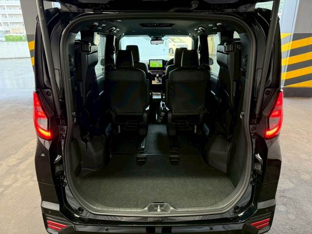 トヨタ&nbsp;ノアハイブリッドの画像13