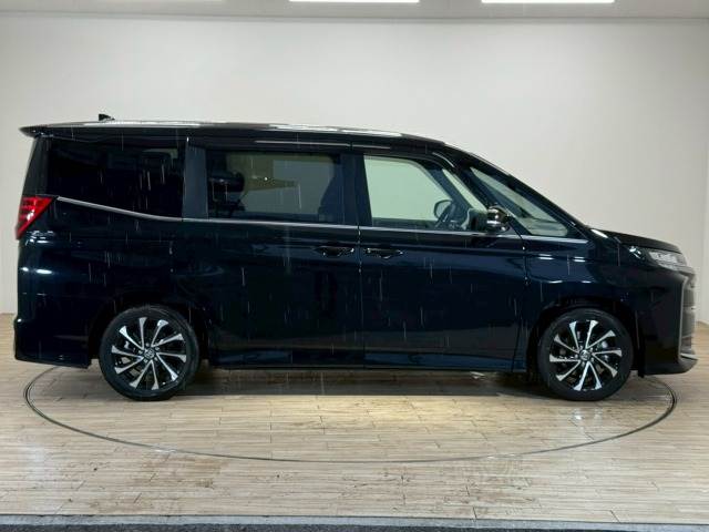 トヨタ&nbsp;ノアハイブリッドの画像17