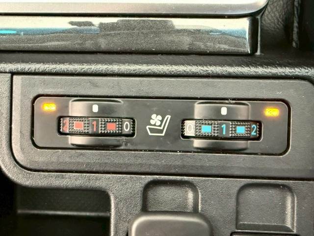 トヨタ&nbsp;ランドクルーザープラドの画像9