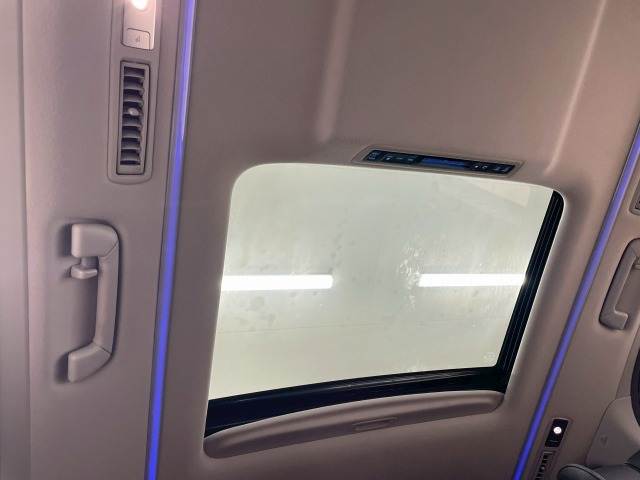 トヨタ&nbsp;アルファードの画像5