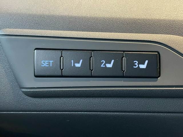 トヨタ&nbsp;アルファードの画像9