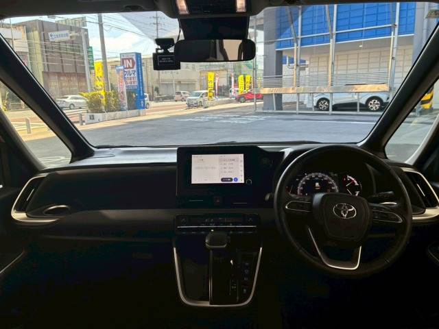 トヨタ&nbsp;ノアの画像3