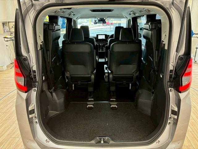トヨタ&nbsp;ノアの画像12
