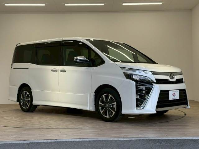 トヨタ&nbsp;ヴォクシーの画像15