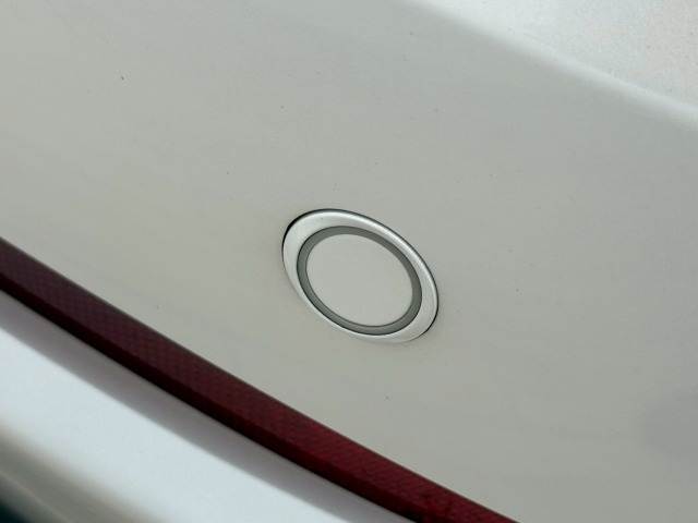 クラウンクロスオーバーG “Advanced” 内装他