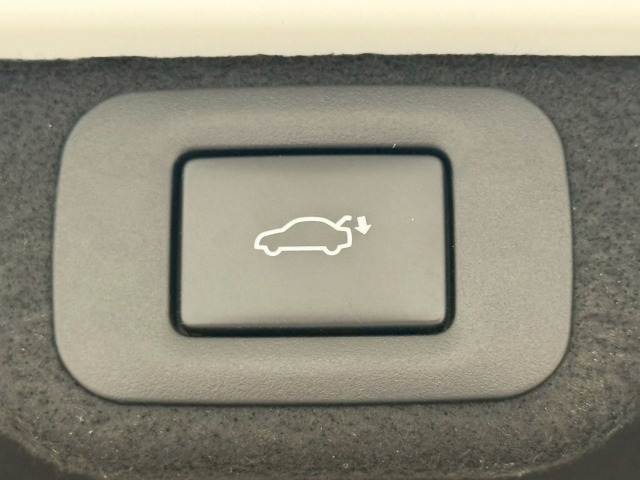 トヨタ&nbsp;クラウンクロスオーバーの画像8