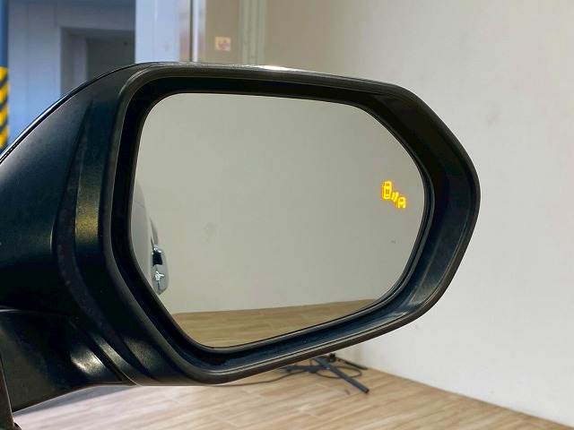 C-HRハイブリッドG LED Edition 内装他