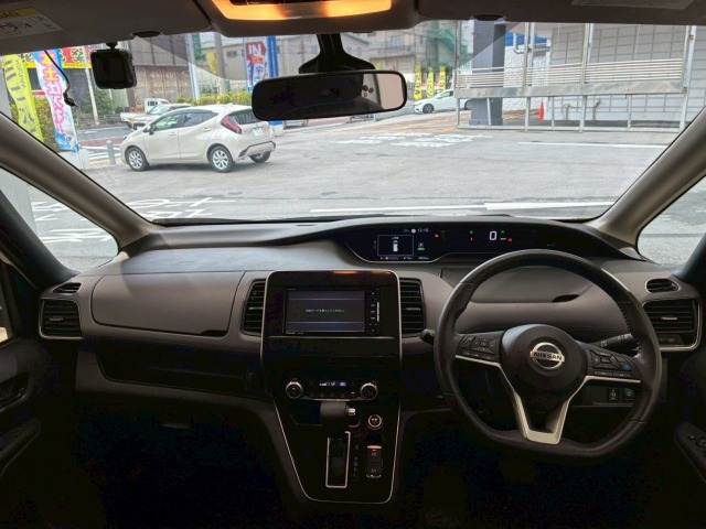 日産&nbsp;セレナの画像3