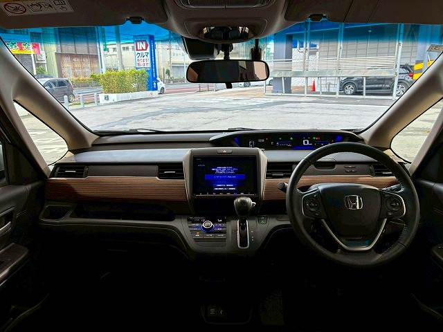 フリードCROSSTAR Honda SENSING 内装他