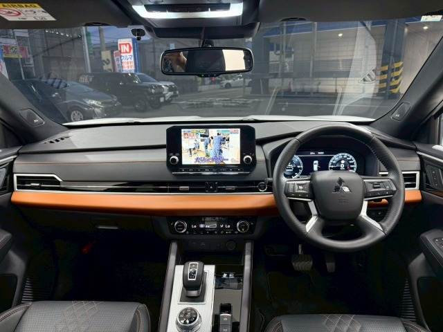 アウトランダーPHEV□P 内装他