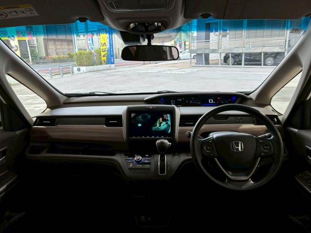 フリードG Honda SENSING 内装他