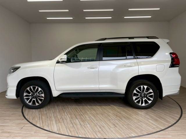 トヨタ ランドクルーザープラドの画像16