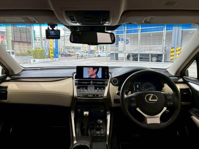 NX□NX300h ブラックシークエンス 内装他