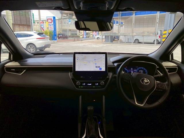 カローラクロスHYBRID Z 内装他