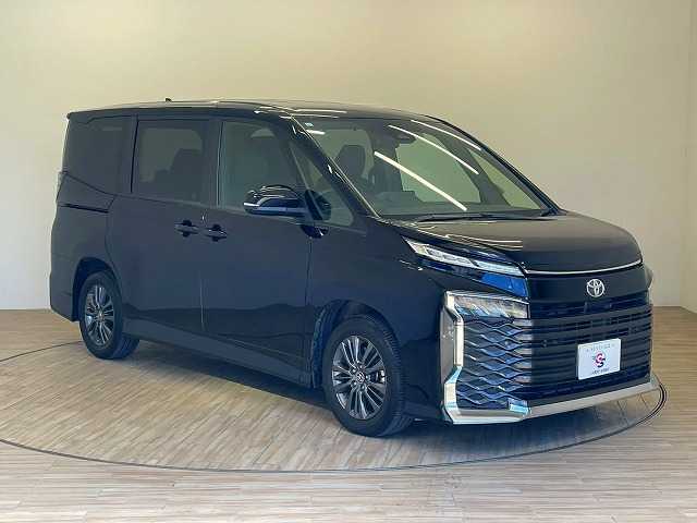 トヨタ ヴォクシーの画像15