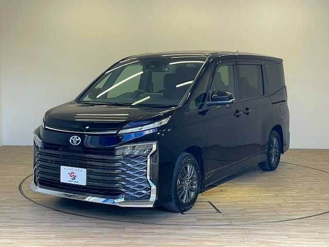 トヨタ ヴォクシーハイブリッドの画像14