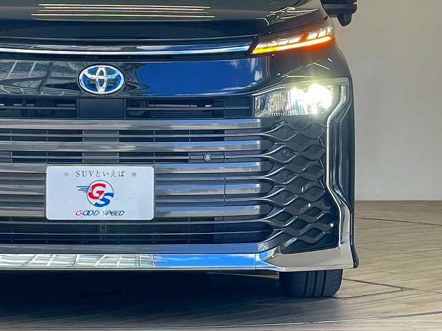 トヨタ ヴォクシーハイブリッドの画像18