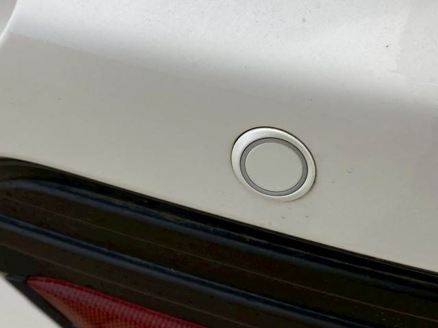 トヨタ ヴォクシーハイブリッドの画像8