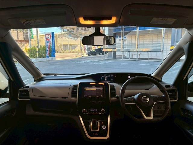 日産 セレナの画像3