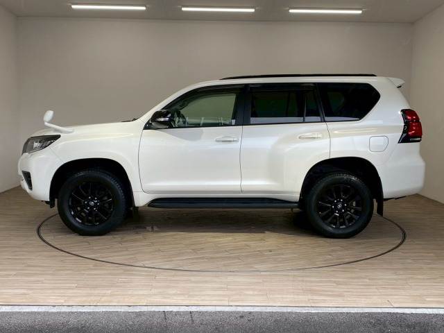 トヨタ ランドクルーザープラドの画像16